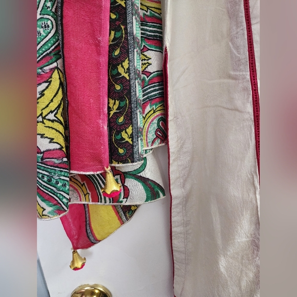Shalwar kameez suit - Picture 4 of 6